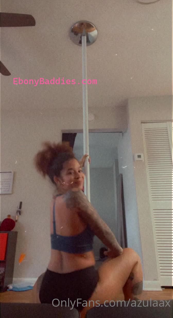 azulaax lightskin curly hair cute 61
