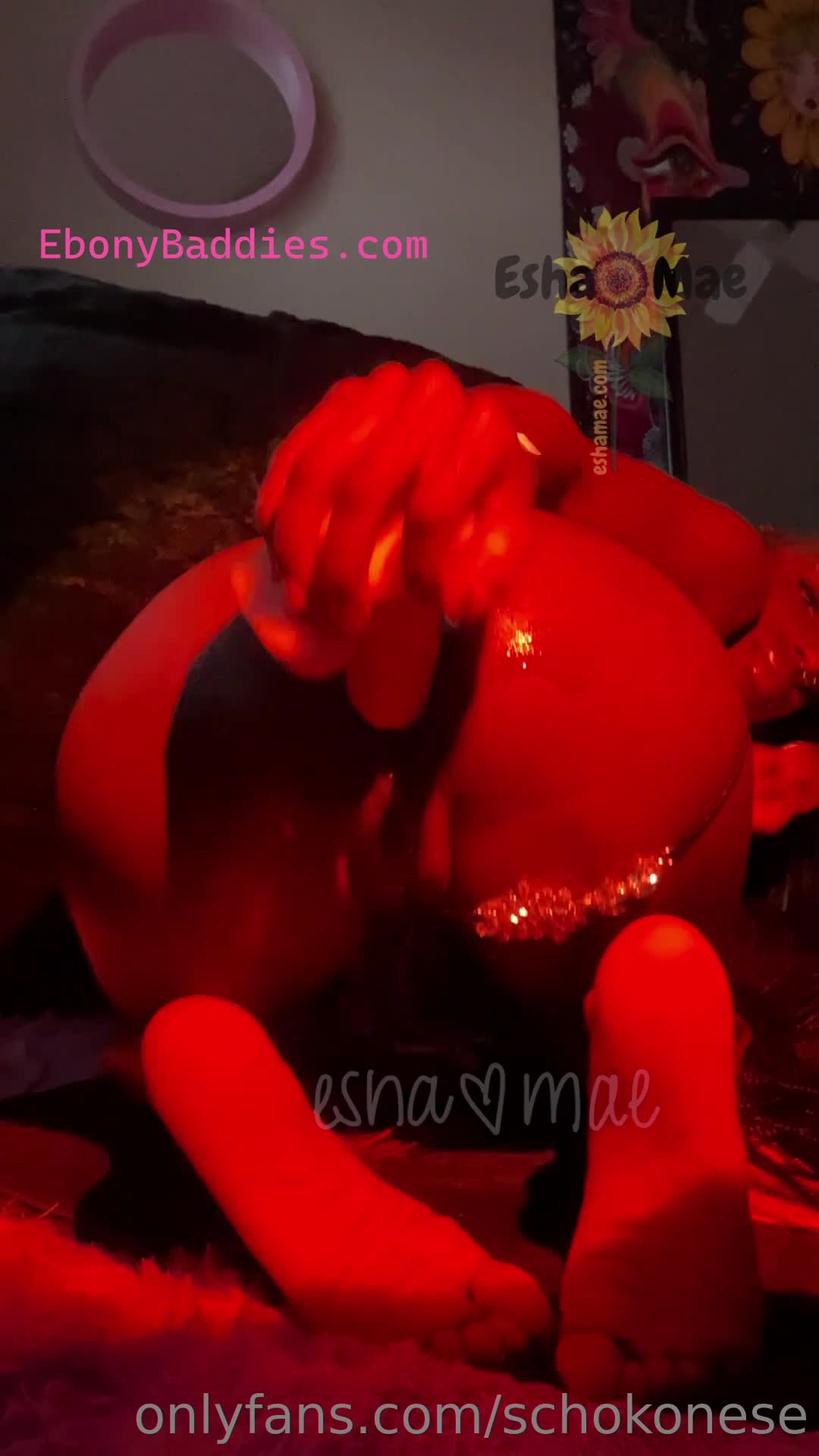 schokonese pretty darkskin chocolate pussy play 4
