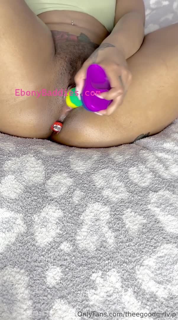 theegoodgirlvip pretty thick lightskin baddie 5