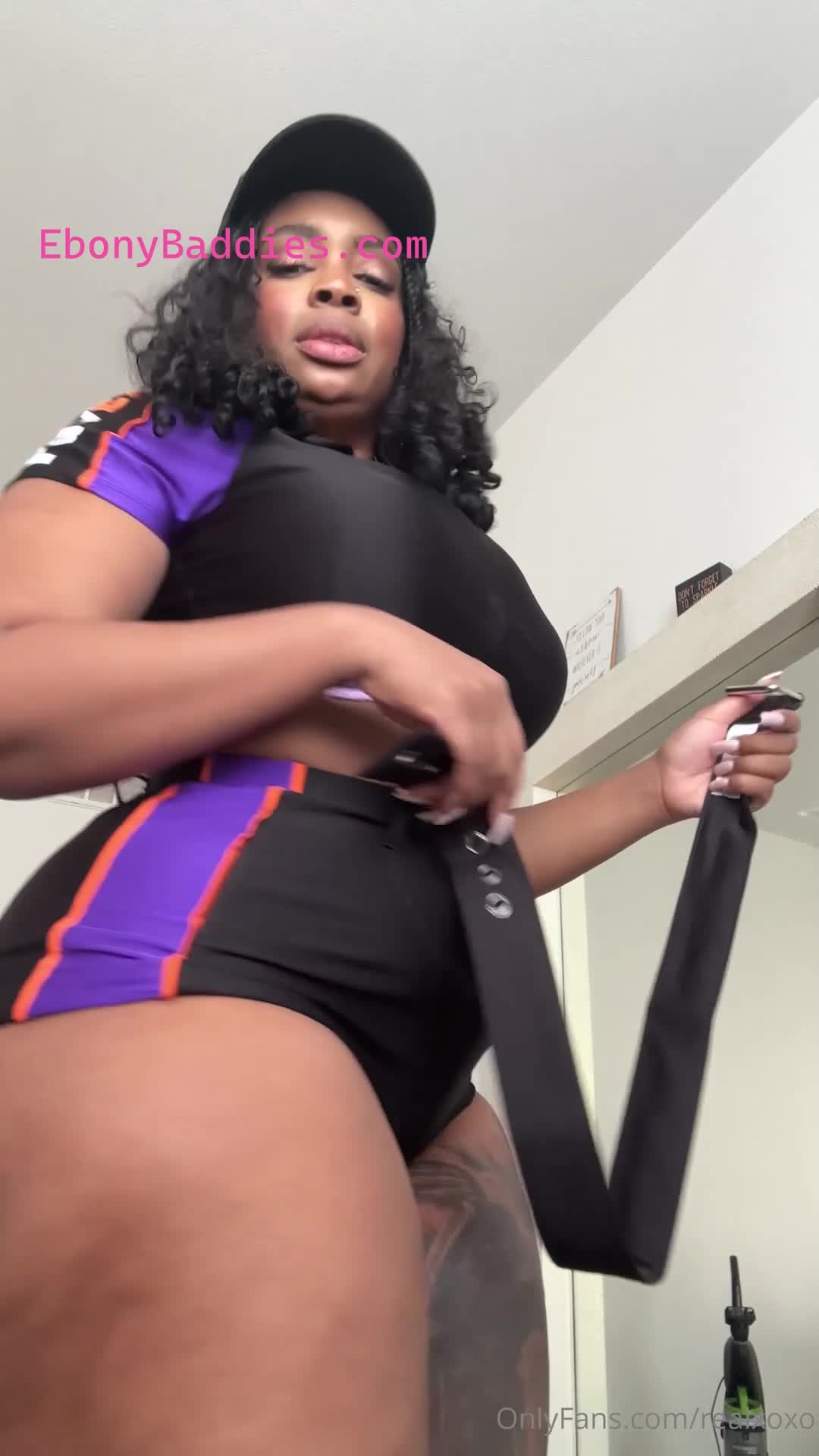 realxoxo thick nude ebony tease 3