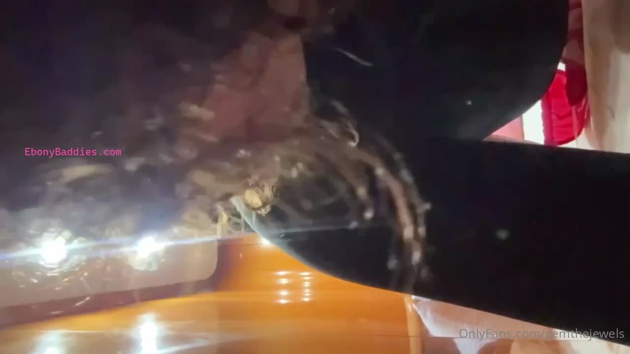 gemthejewels huge ass queen she so bad 11