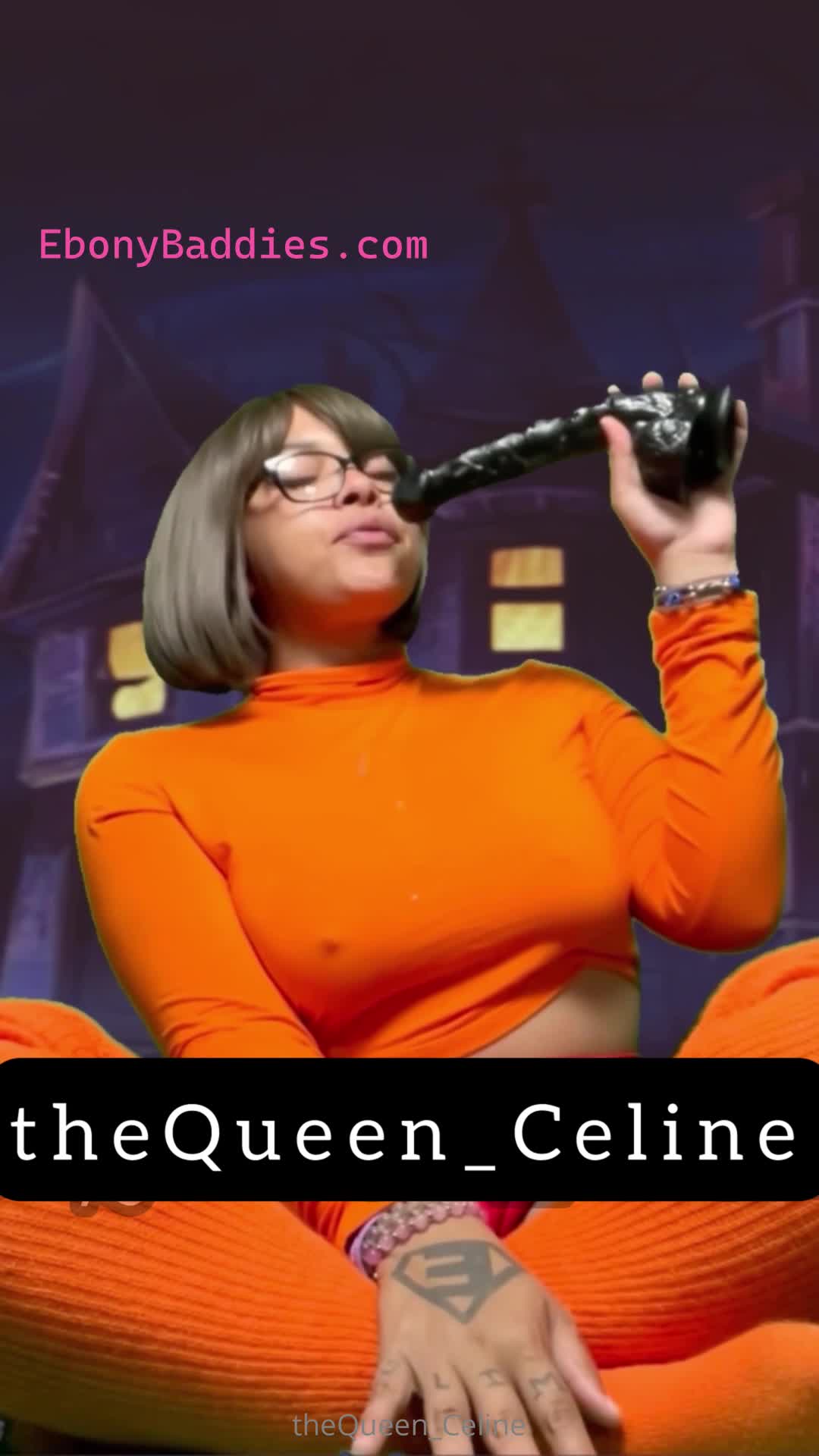 thequeenceline twerking lightskin thick bitch 1