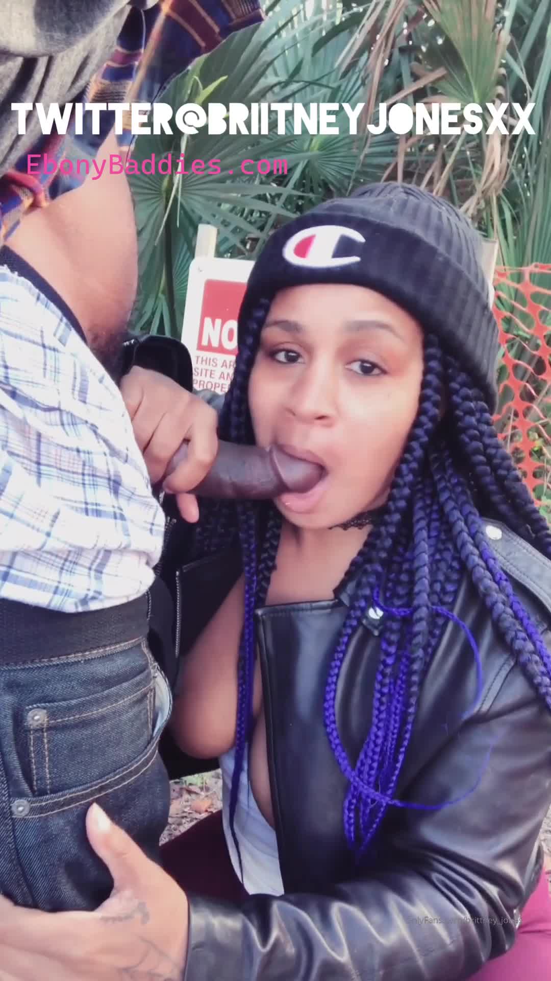 brittney_jones thick butterfly ass pussy playing 5