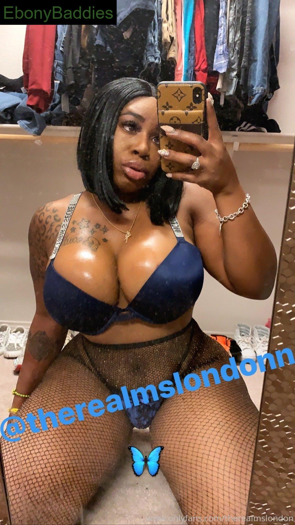 therealmslondon feet