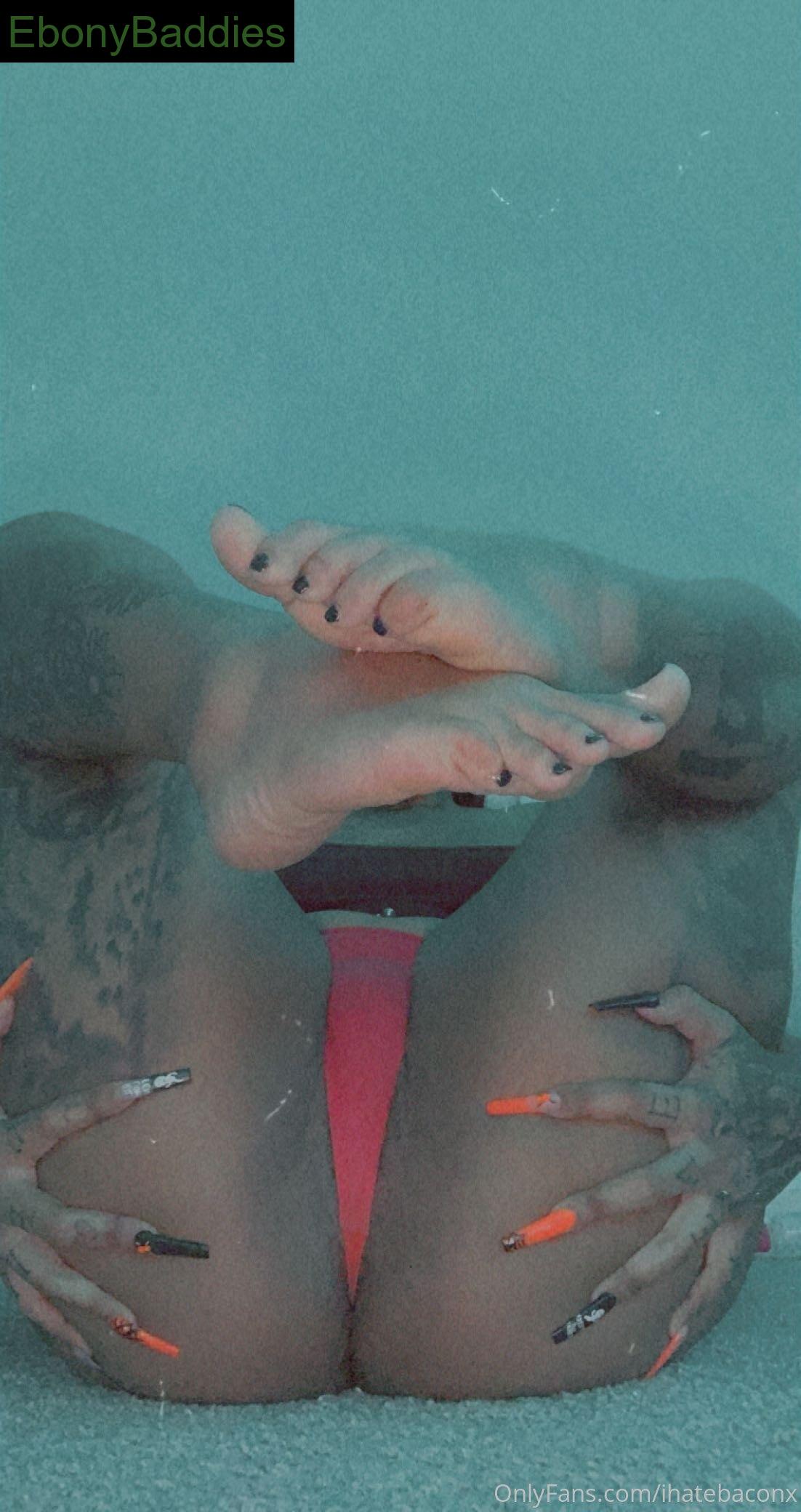 tattoobbyx feet