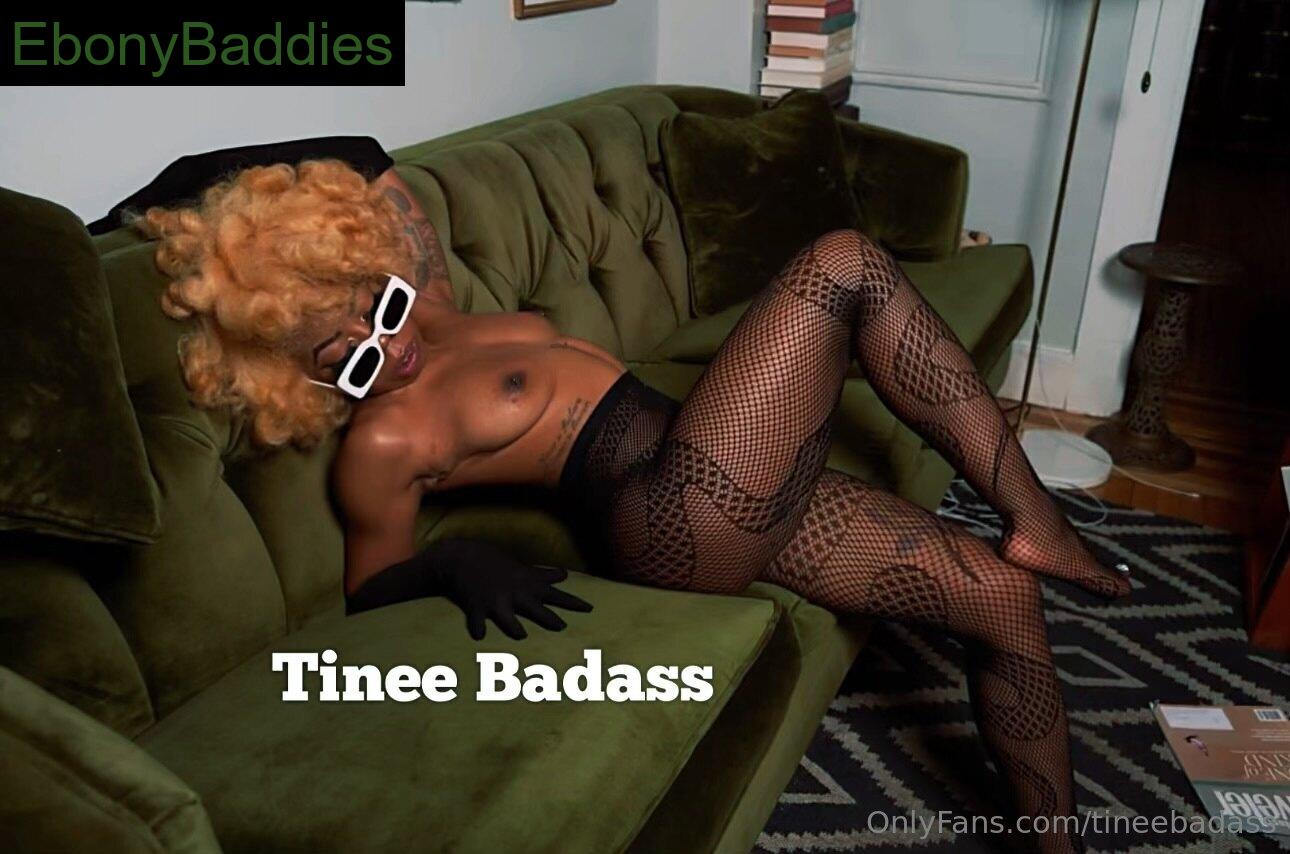 tineebadass feet