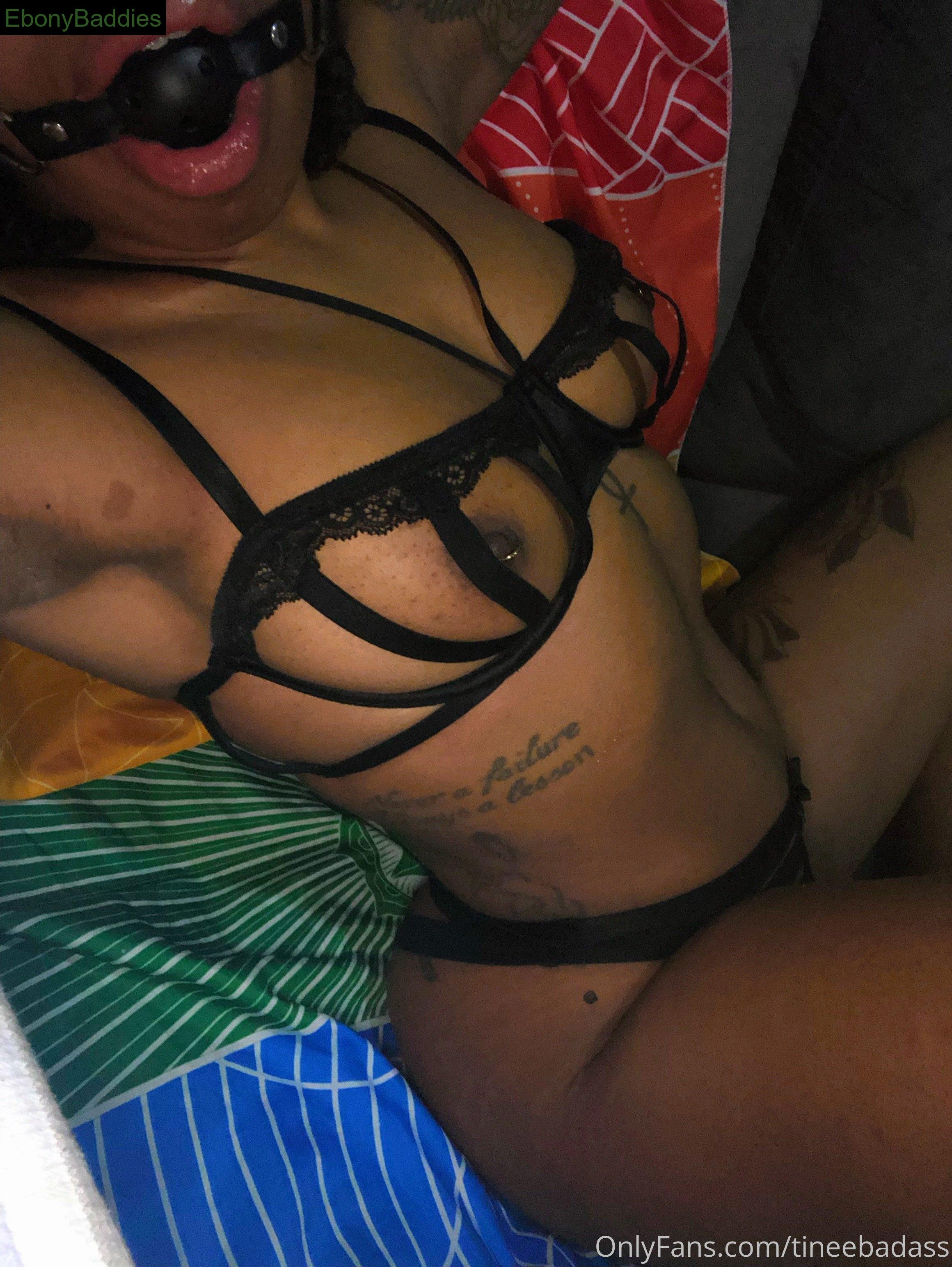 tineebadass feet