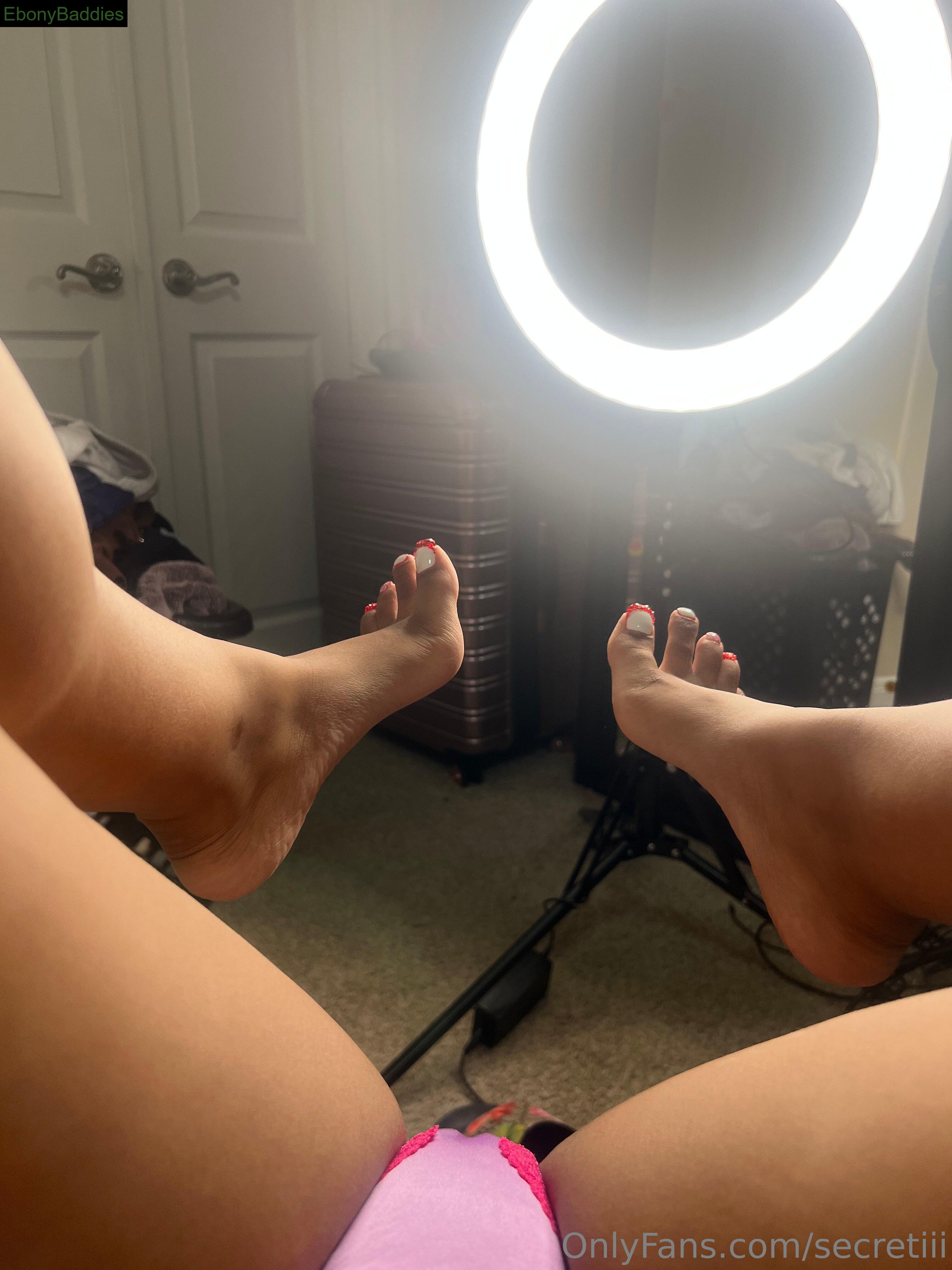 secretiii feet