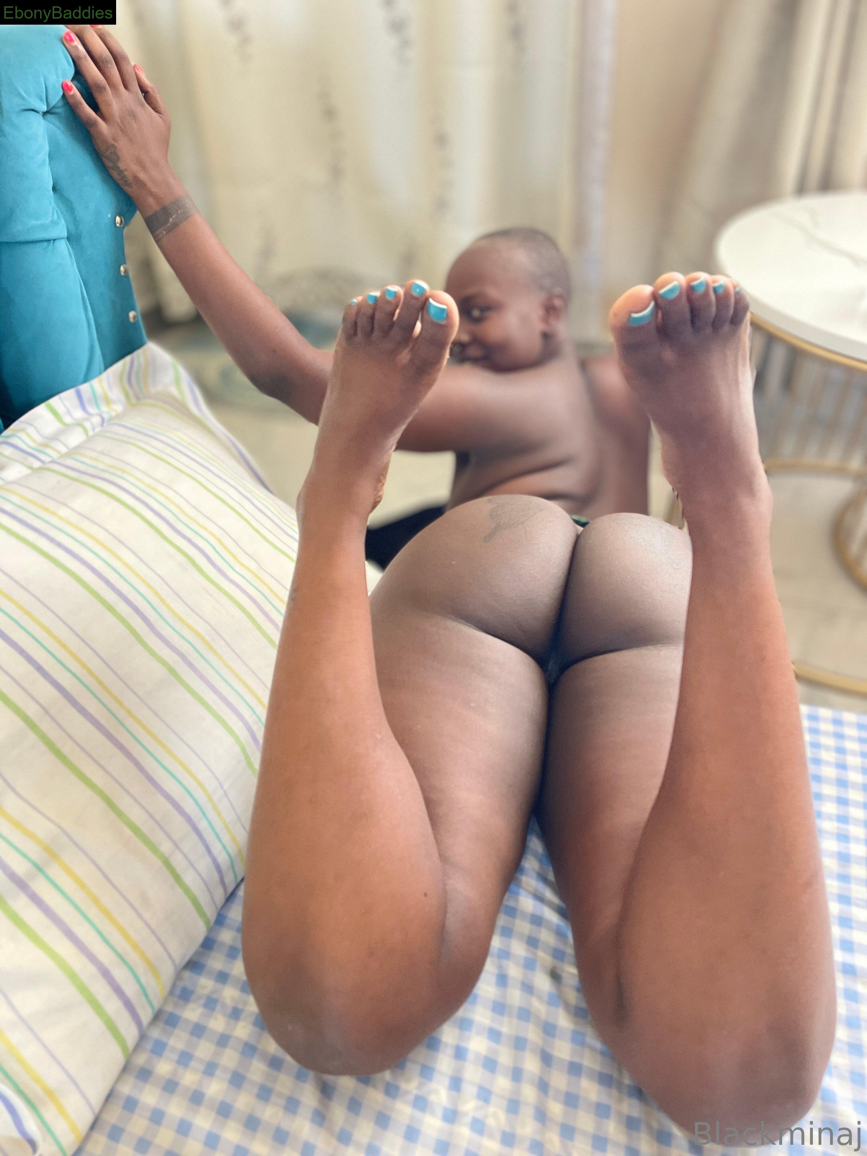 black-minaj feet