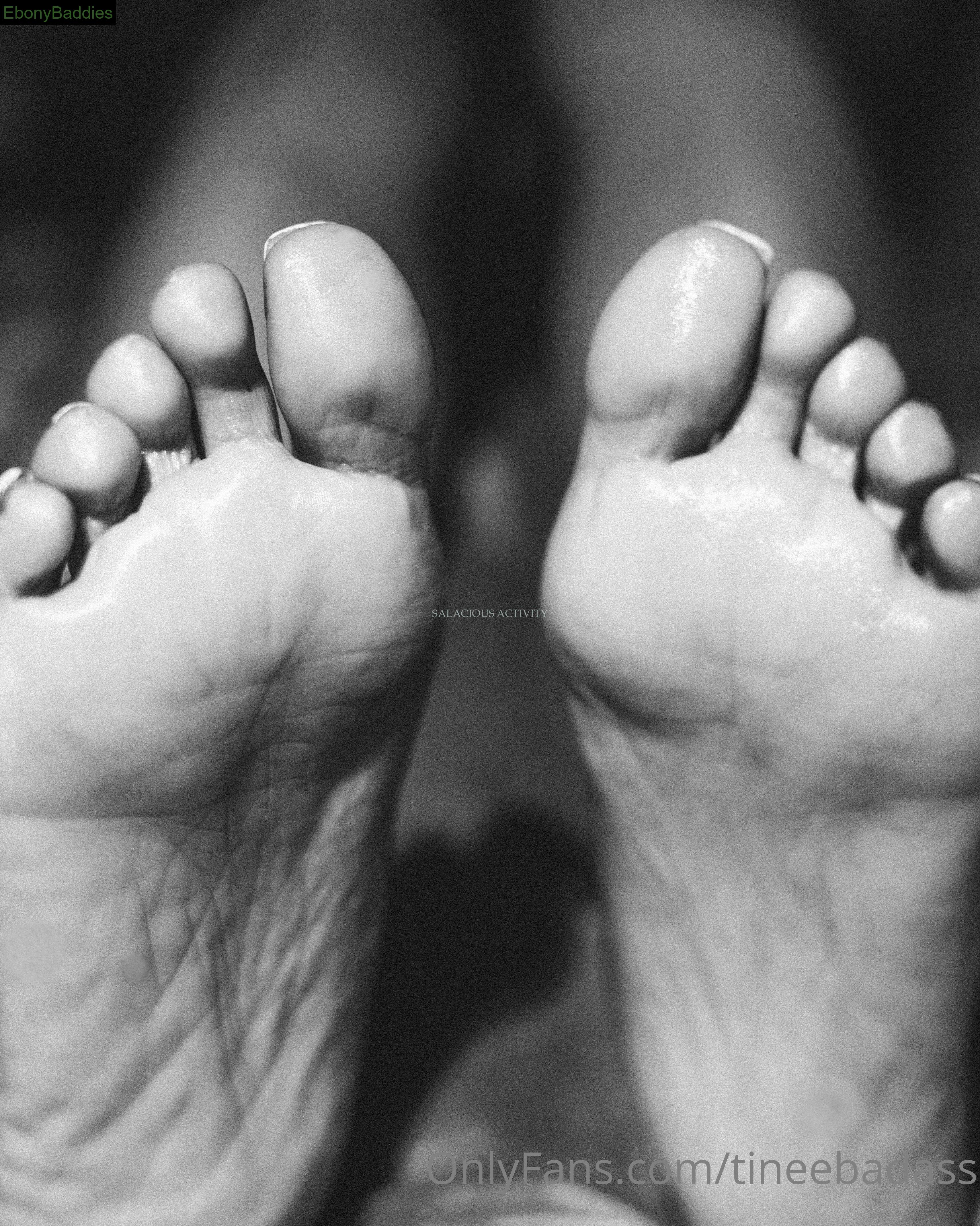 tineebadass feet