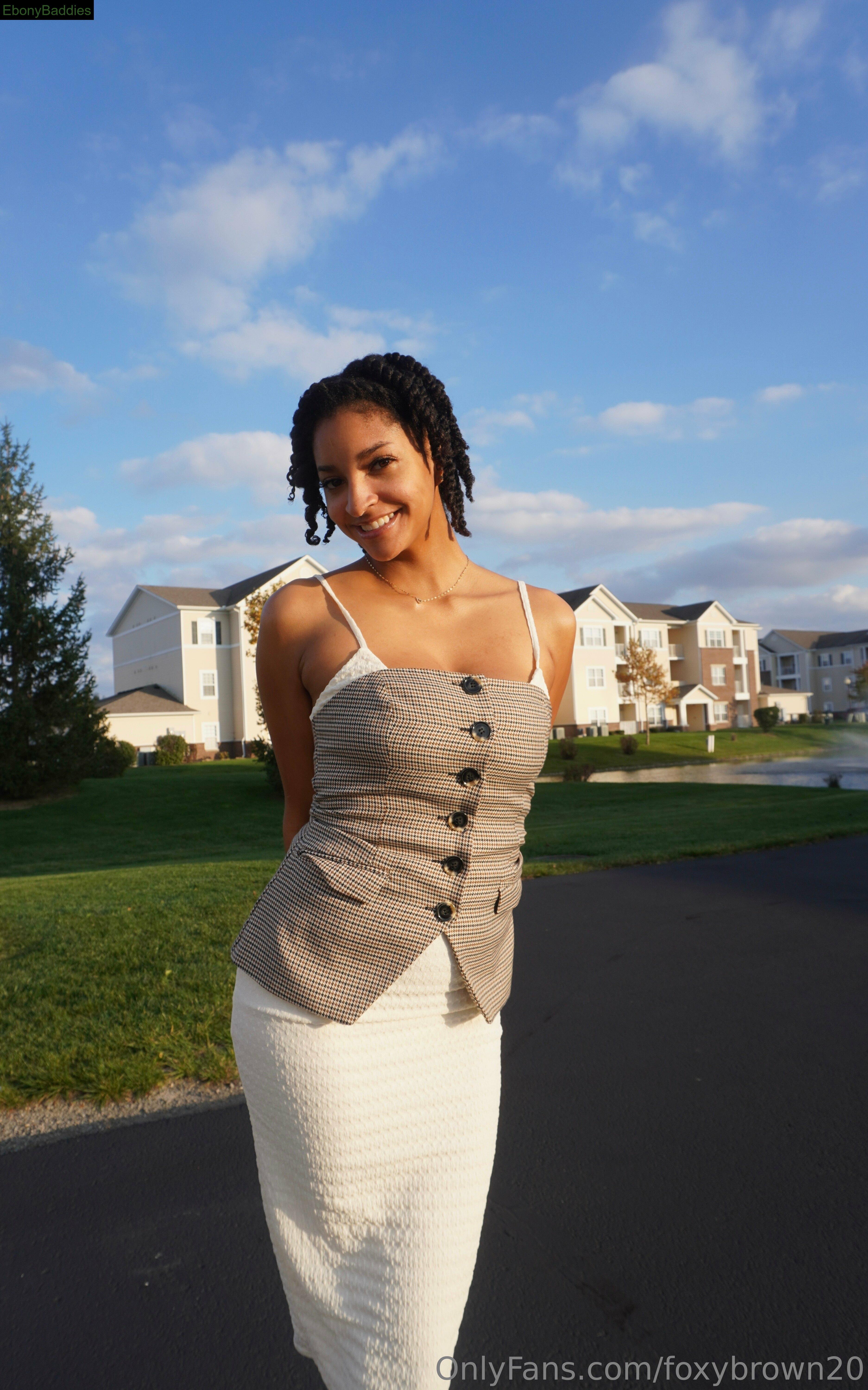 foxybrown20 ebony