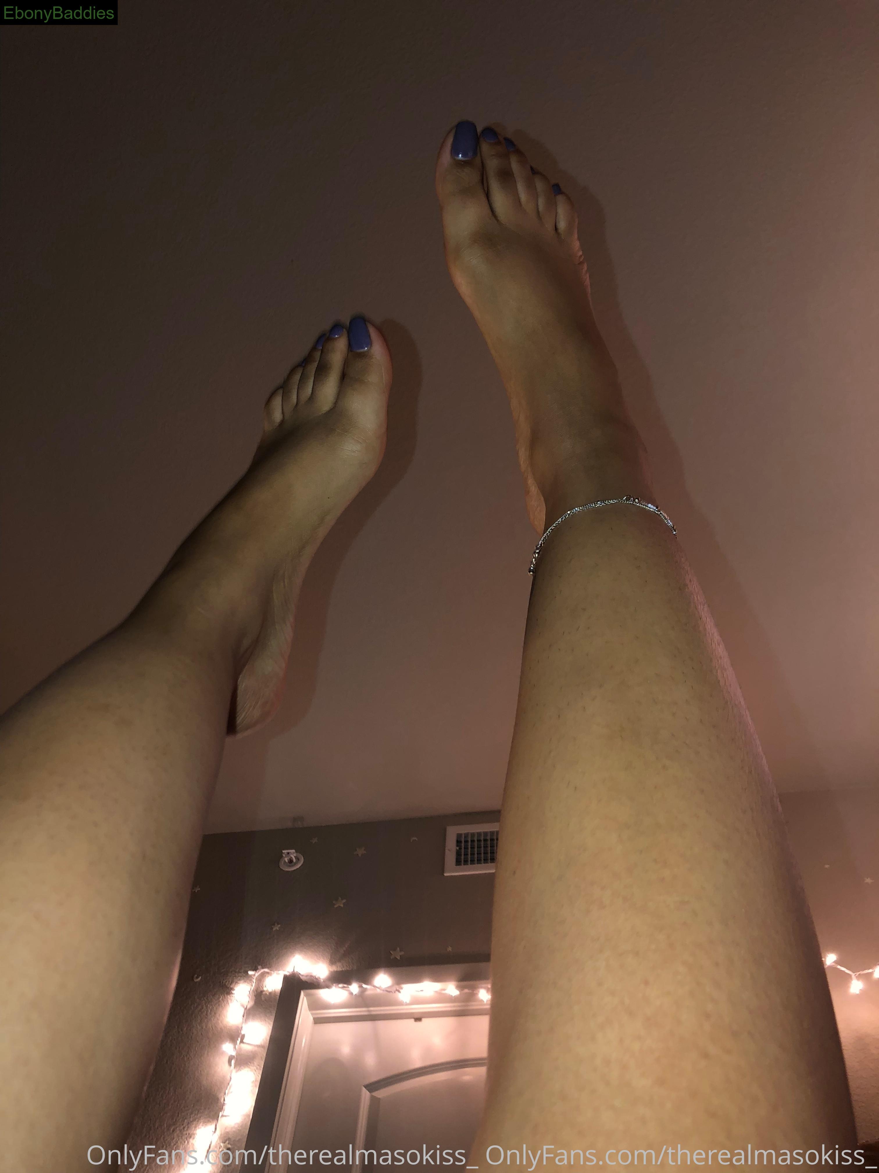 therealmasokiss_ feet