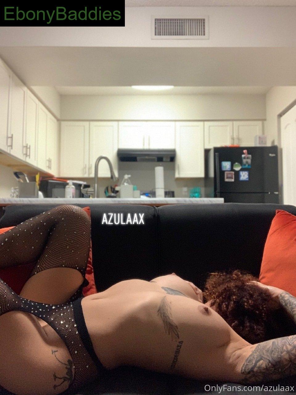 azulaax feet