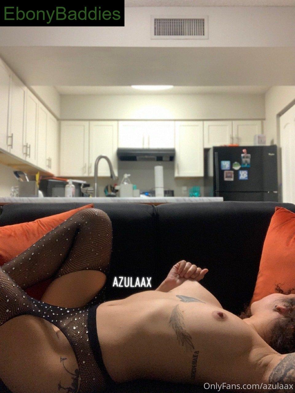 azulaax feet